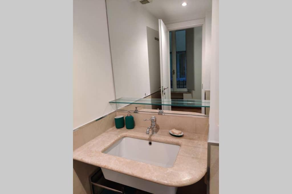 Lanza Tomasi Apartment - Centre Rome Buitenkant foto